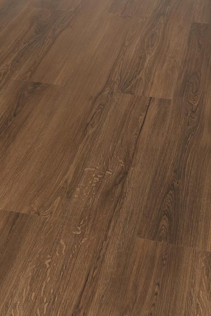 Panele podłogowe Sylvan Brown Oak Wicanders Hydrocork 1225x195x6mm 80002782