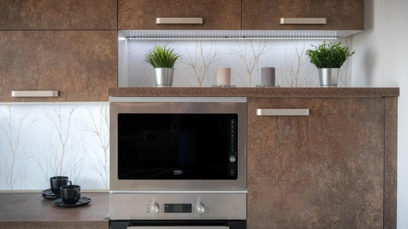 De’Longhi Mini piekarnik elektryczny o pojemności 14 litrów EO14902.W
