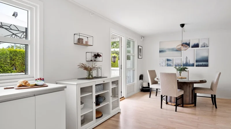 Dulux Farba Absolute White 1 L