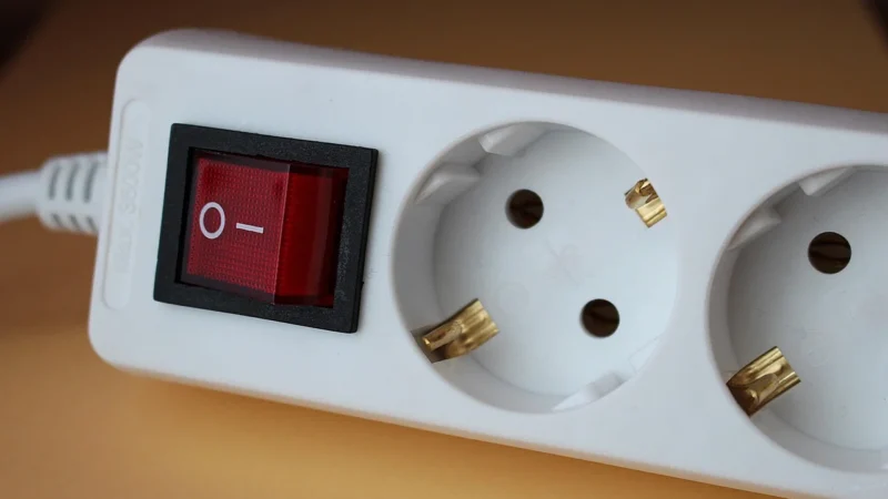 Els Elektrotechnika Rozdzielnica Budowlana 2xGs 230V + Zabezpieczenia, (6No22C00)