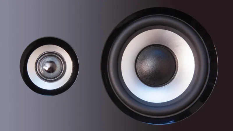 Magnat MC200 + Focal Chora 806
