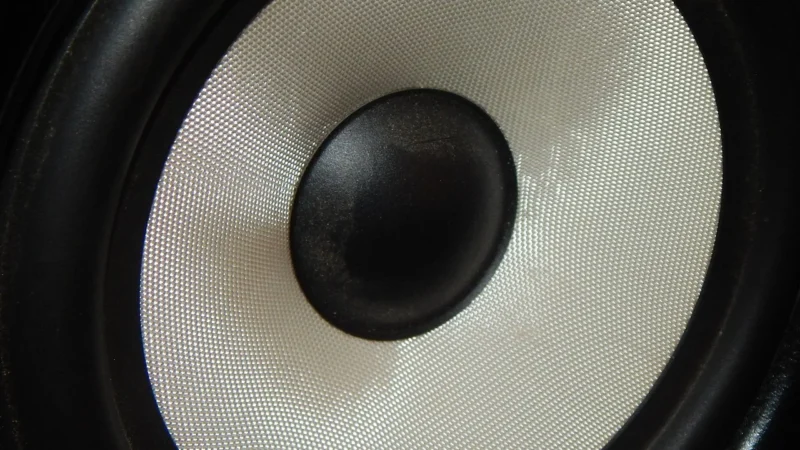 Revel F206 Czarna Kolumna Podłogowa (F206BK)