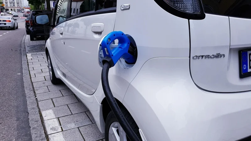 Rewolucja elektryczna: Zrównoważone dzielnice i transport w inteligentnych domach