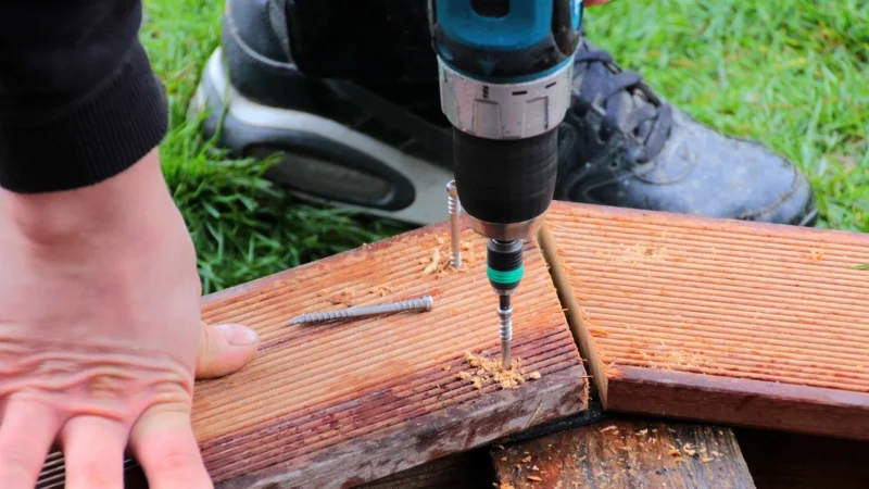 WKRĘTAK AKUMULATOROWY NITEO TOOLS 3,6V
