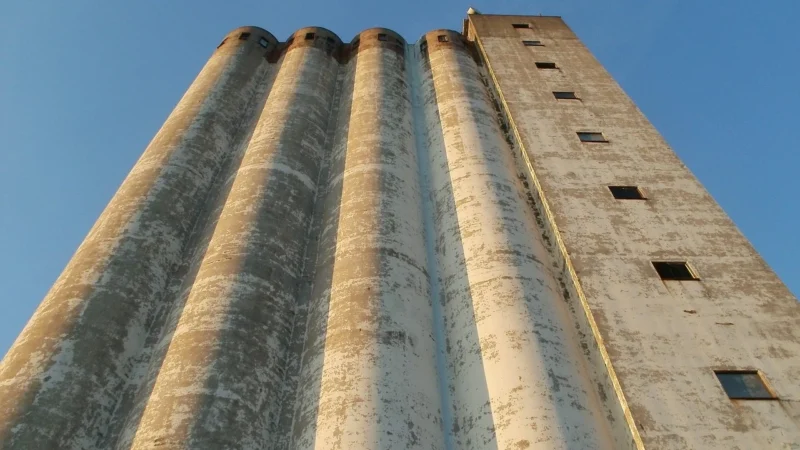 Zalety i zastosowania szamb betonowych